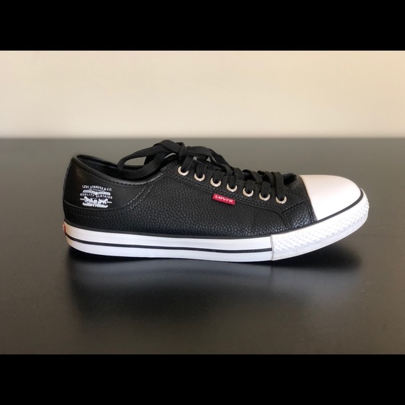Levi's Women’s Stan Buck Sneakers, Black/White, Size 8.5 (Like New) - Picture 4 of 10